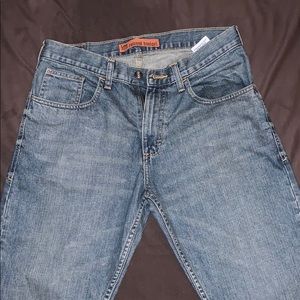 PRE-OWNED MEN’S LEE JEANS. GREAT CONDITION.